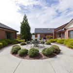 The Oaks - Carrollton (Assisted Living) Virtual Tour: Courtyard